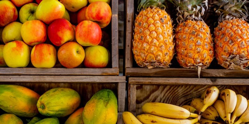 Alimentos ricos em vitaminas: uma lista para reforçar a sua dieta